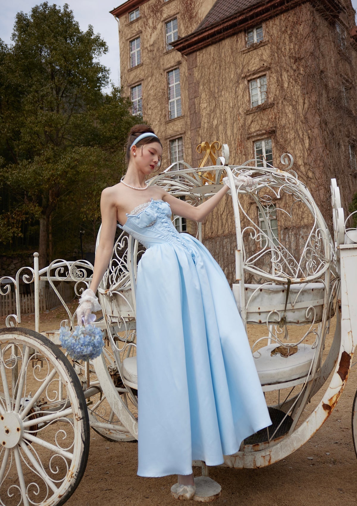 Ballgown evening dress with sweetheart neckline - View 8 | WEUXS