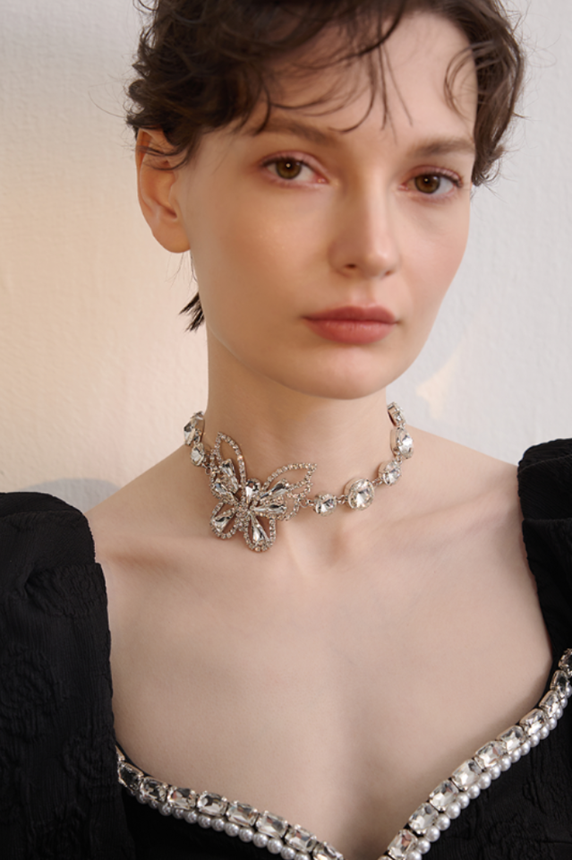 Butterfly Charm Choker Necklace | Dress In Beauty