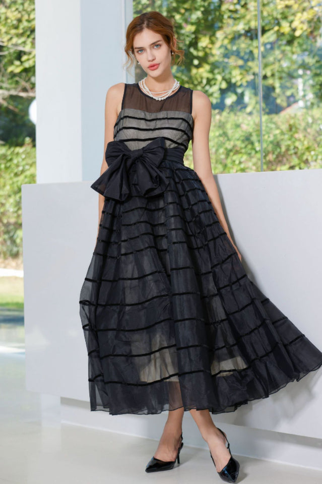 Crew Neck Bow Tie Maxi Dress | Dress In Beauty