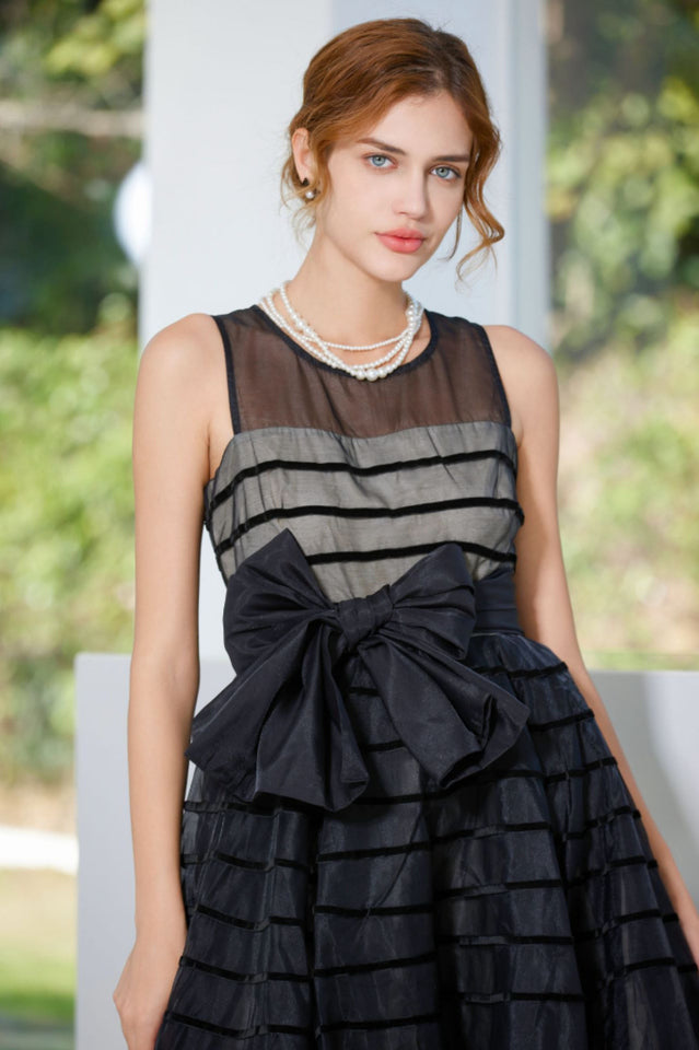 Crew Neck Bow Tie Maxi Dress | Dress In Beauty