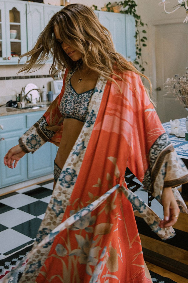 Floral Crane Print Kimono With Belt | Dress In Beauty