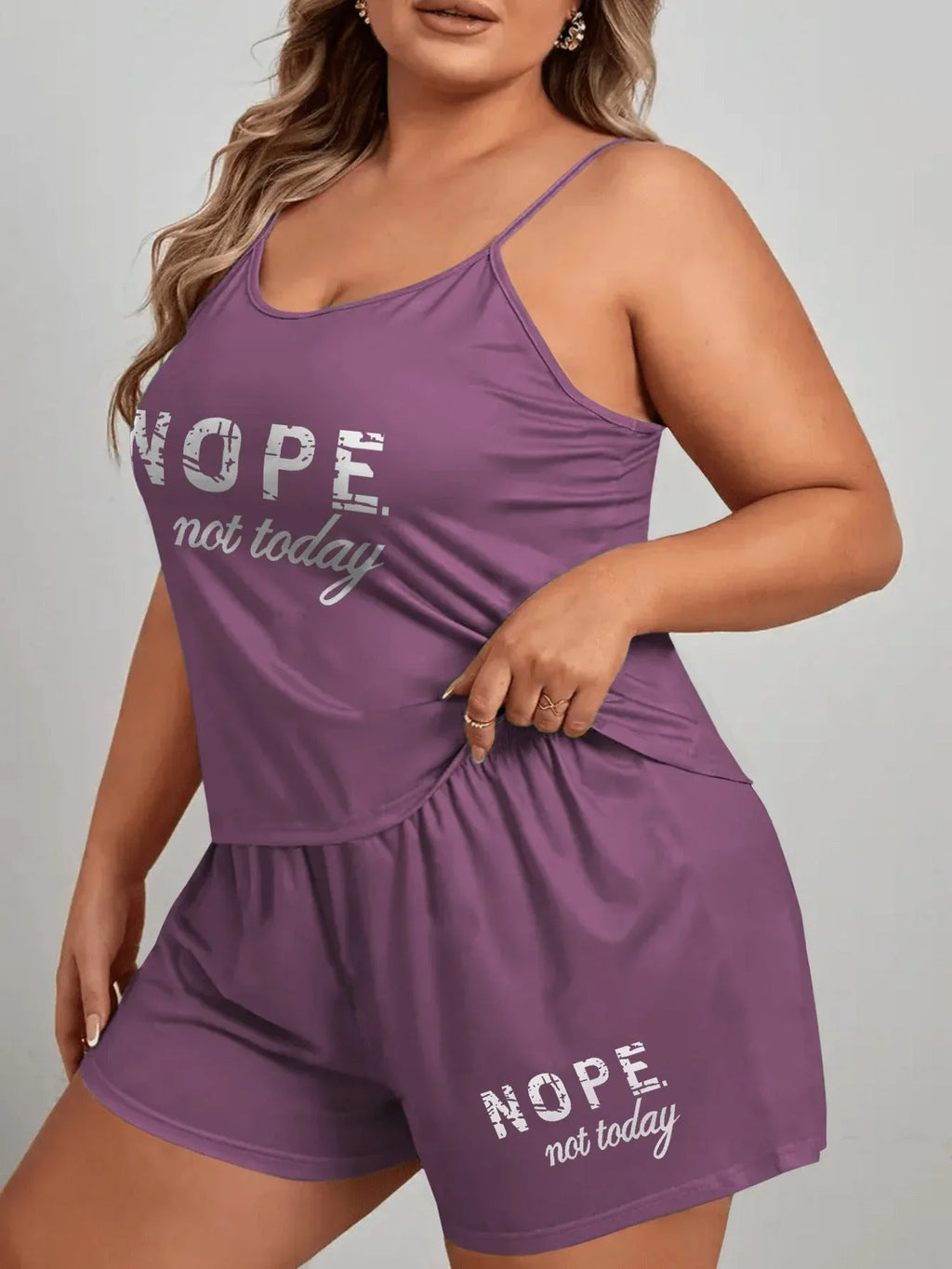 Plus Size Graphic Cami & Shorts Loungewear Set - View 8 | WEUXS
