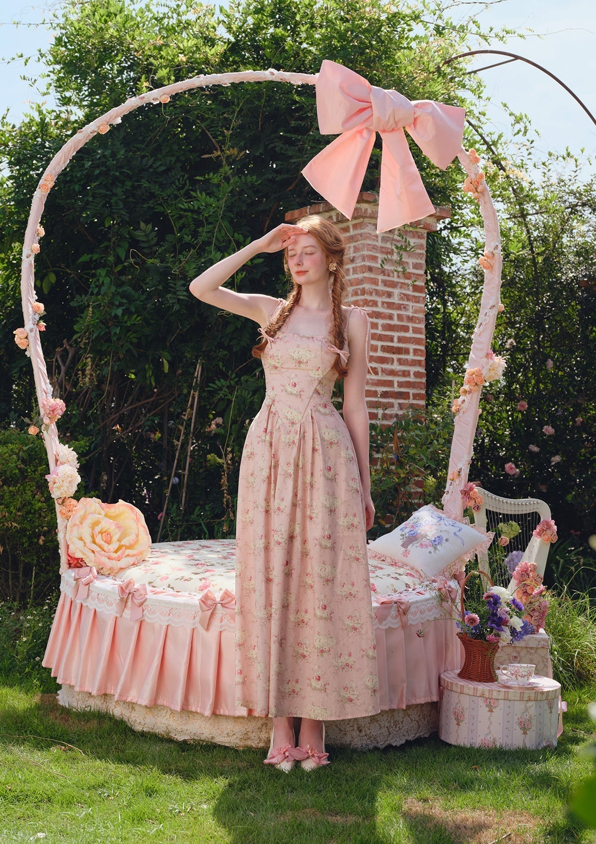 Floral print A-line dress with lace-up back and spaghetti straps - View 6 | WEUXS