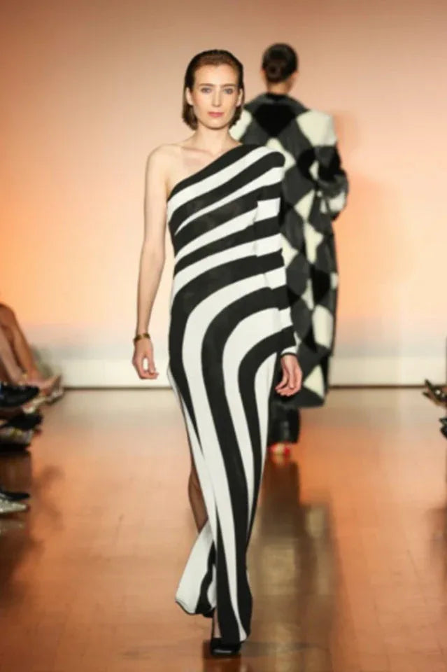 Asymmetrical knit dress - View 7 | WEUXS