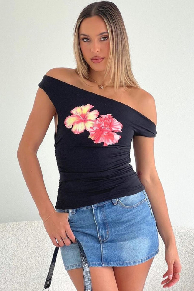 Twist Off Shoulder Graphic Top | Dress In Beauty