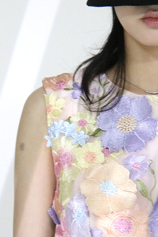 Pretty Appliques Tanks & Mini Skirts | Dress In Beauty