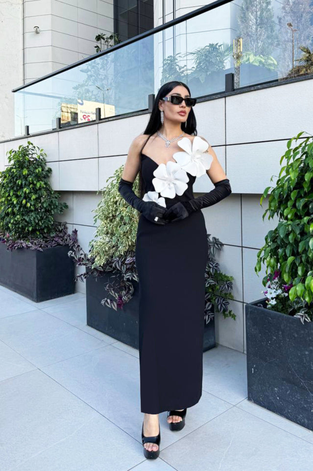 White Flower Embellished Maxi Dress | Dress In Beauty