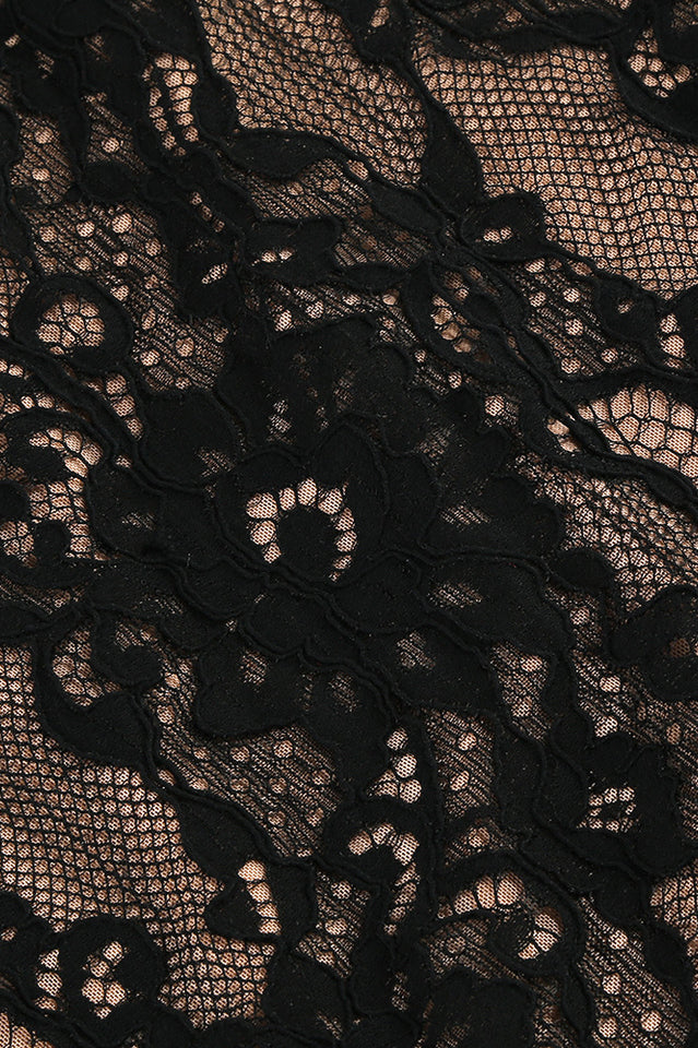 Mock Cut Out Lace Gown | Dress In Beauty