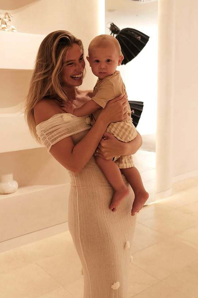 Brooke Off Shoulder Flower Knit Dress | Dress In Beauty