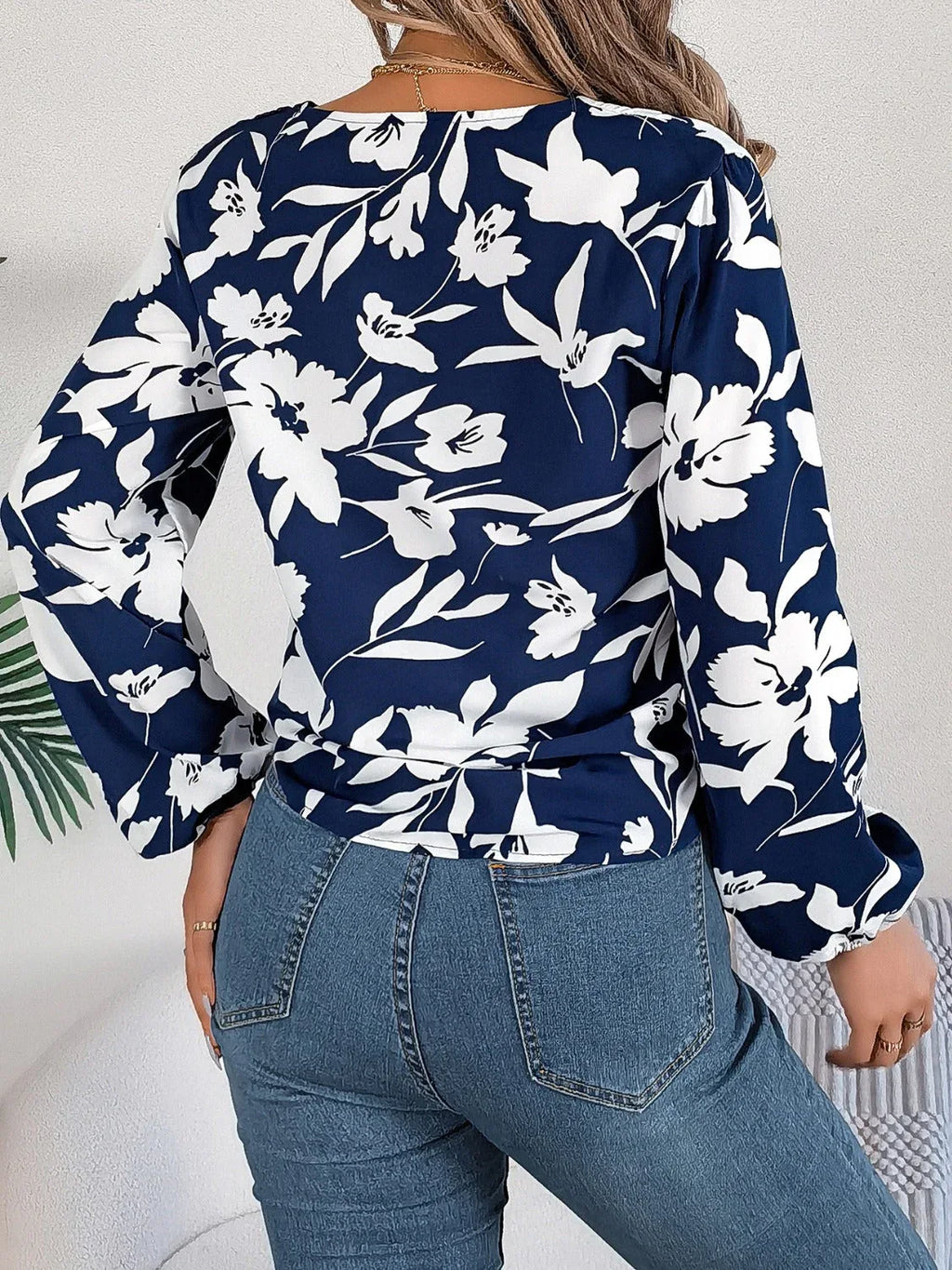Monochrome floral tie front blouse - View 14 | WEUXS