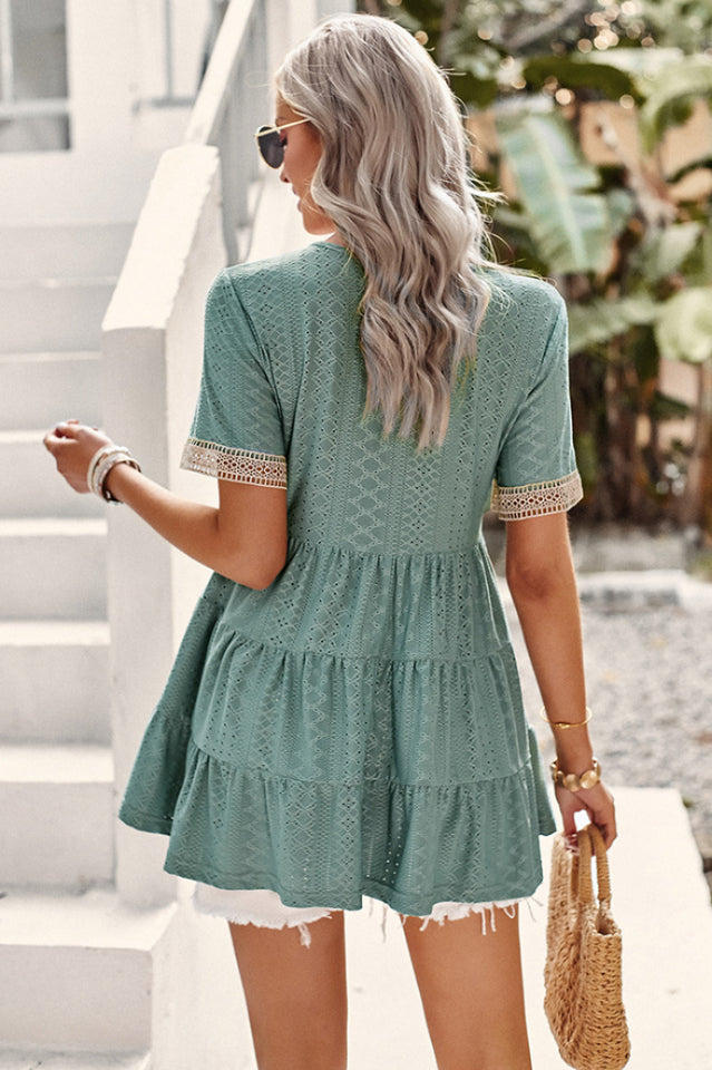 Contrast Short Sleeve Tiered Blouse | Dress In Beauty