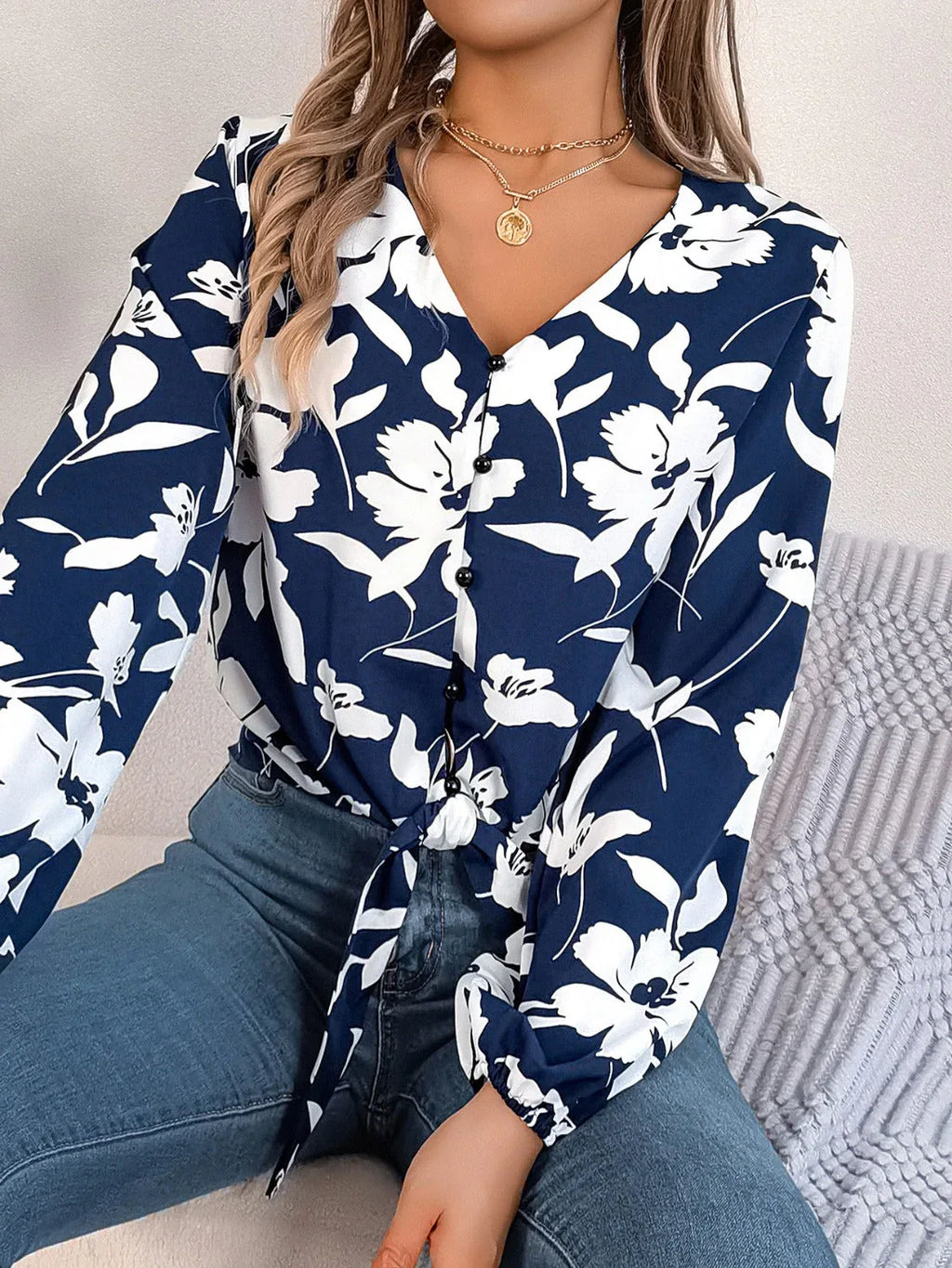 Monochrome floral tie front blouse - View 16 | WEUXS