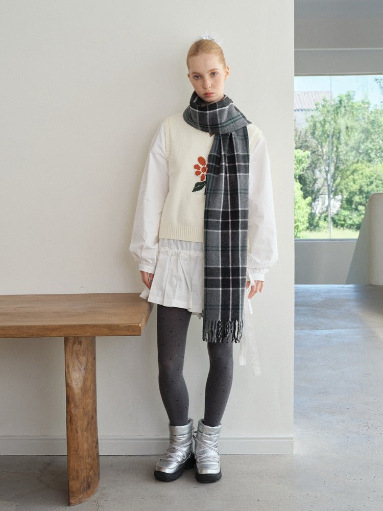 Classic plaid wool blend scarf with fringe detail - View 6 | WEUXS