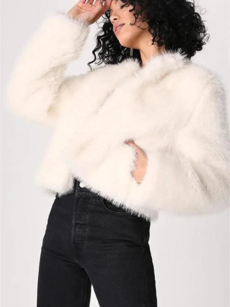 Cream faux fur cropped jacket - View 7 | WEUXS
