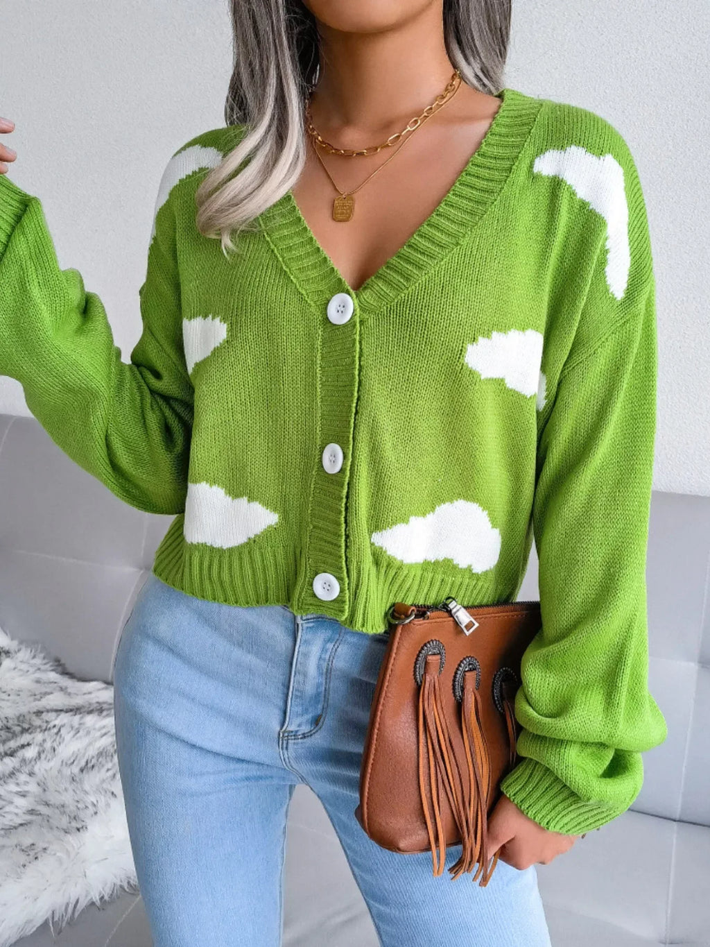 Model styling green cloud print knit sweater
