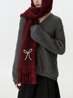 Wool blend scarf with pearl bow detail - View 15 | WEUXS