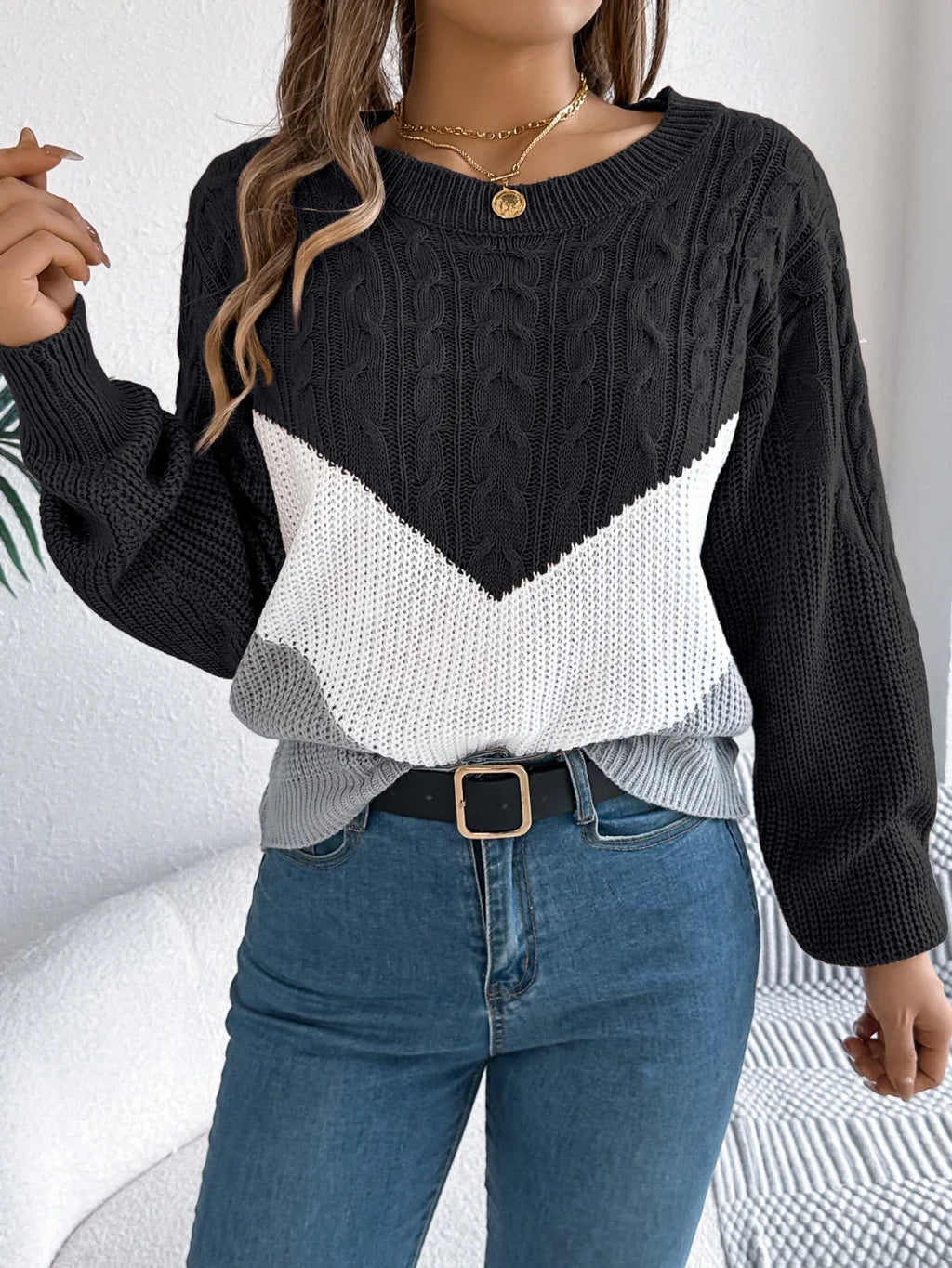 Color block cable knit sweater - View 12 | WEUXS