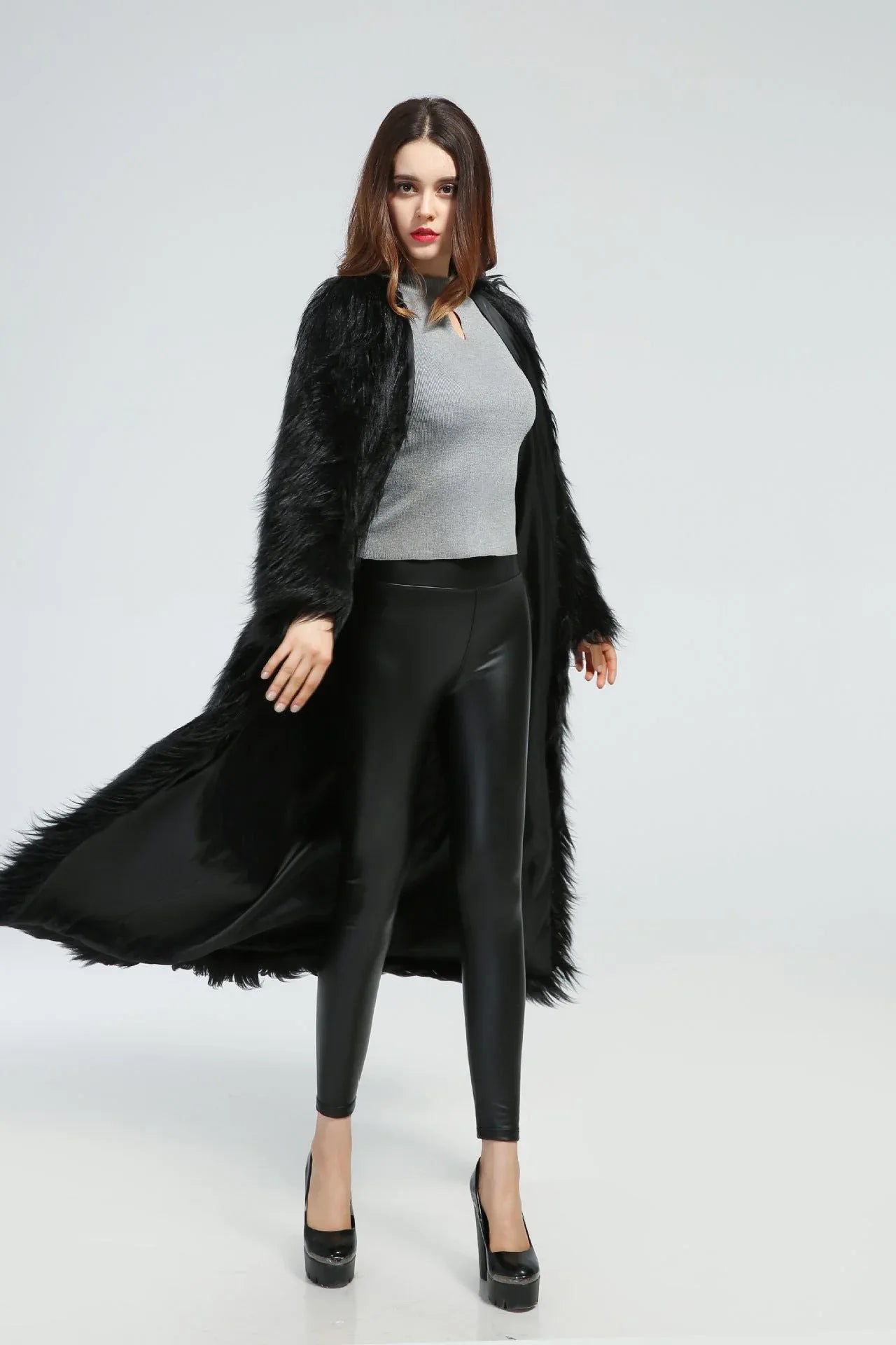 Midnight Drama Long Shaggy Faux Fur Coat - WEUXS
