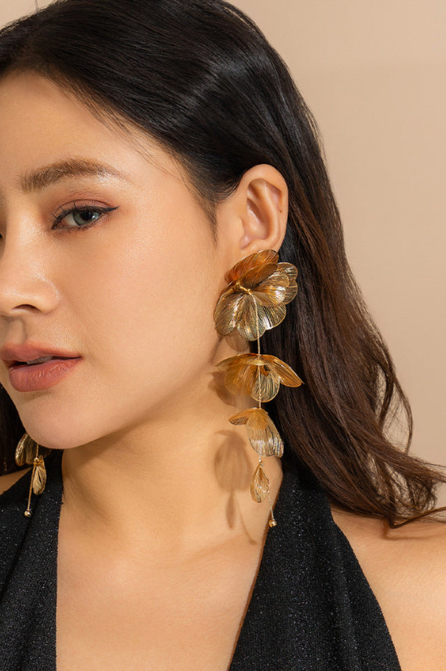 Floral Tassel Earrings & Necklace Set | Dress In Beauty