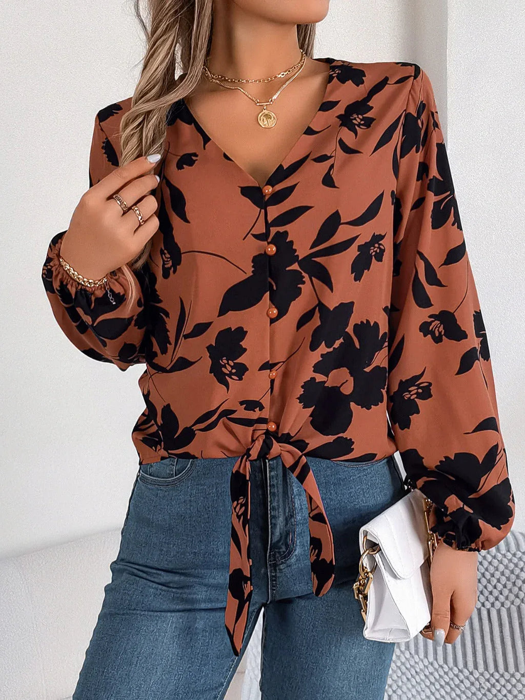 Monochrome floral tie front blouse - View 11 | WEUXS