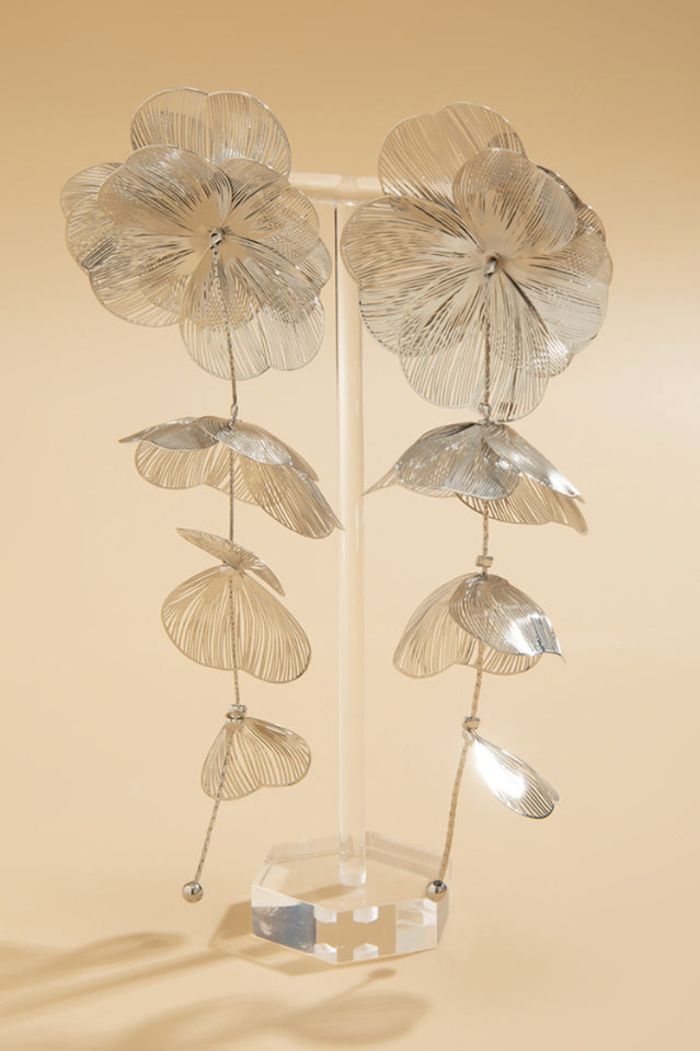 Floral Tassel Earrings & Necklace Set | Dress In Beauty