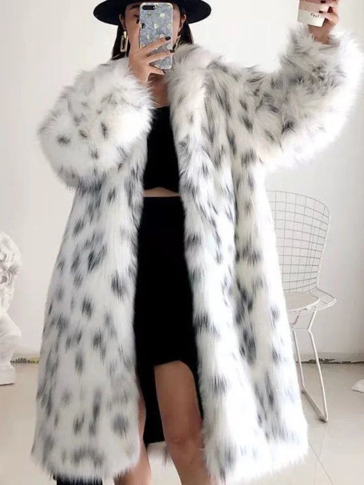 Luxury Snow Lynx Faux Fur Coat Secondary image