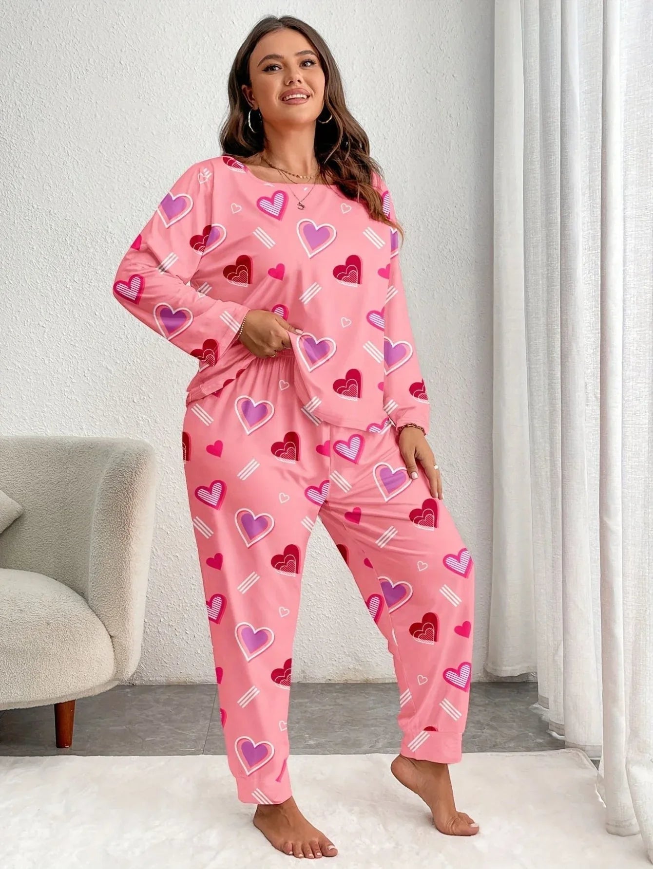 Plus Size Pink Heart Print Jogger Pajama Set - View 13 | WEUXS