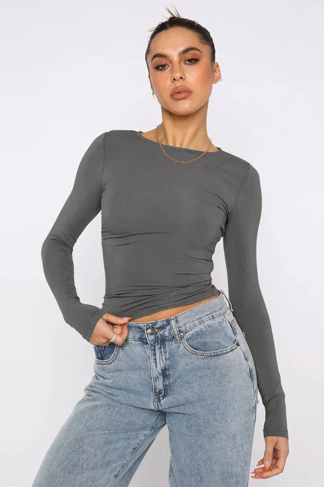 Women's long sleeve crew neck top with ruched side detail - View 16 | WEUXS