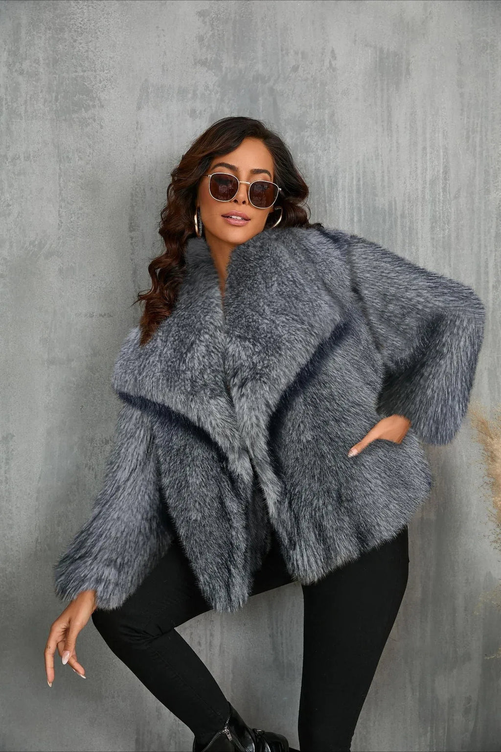 Faux Fur Cropped Jacket - View 8 | WEUXS