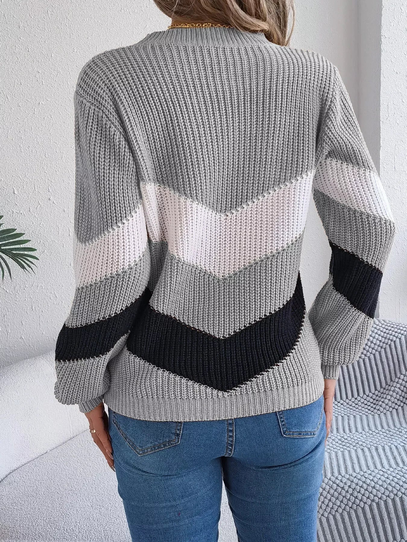 Color Block Chevron Knit Sweater - View 8 | WEUXS