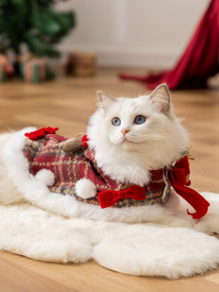 Red Plaid Christmas Pet Cape with Leash Ring - View 6 | WEUXS