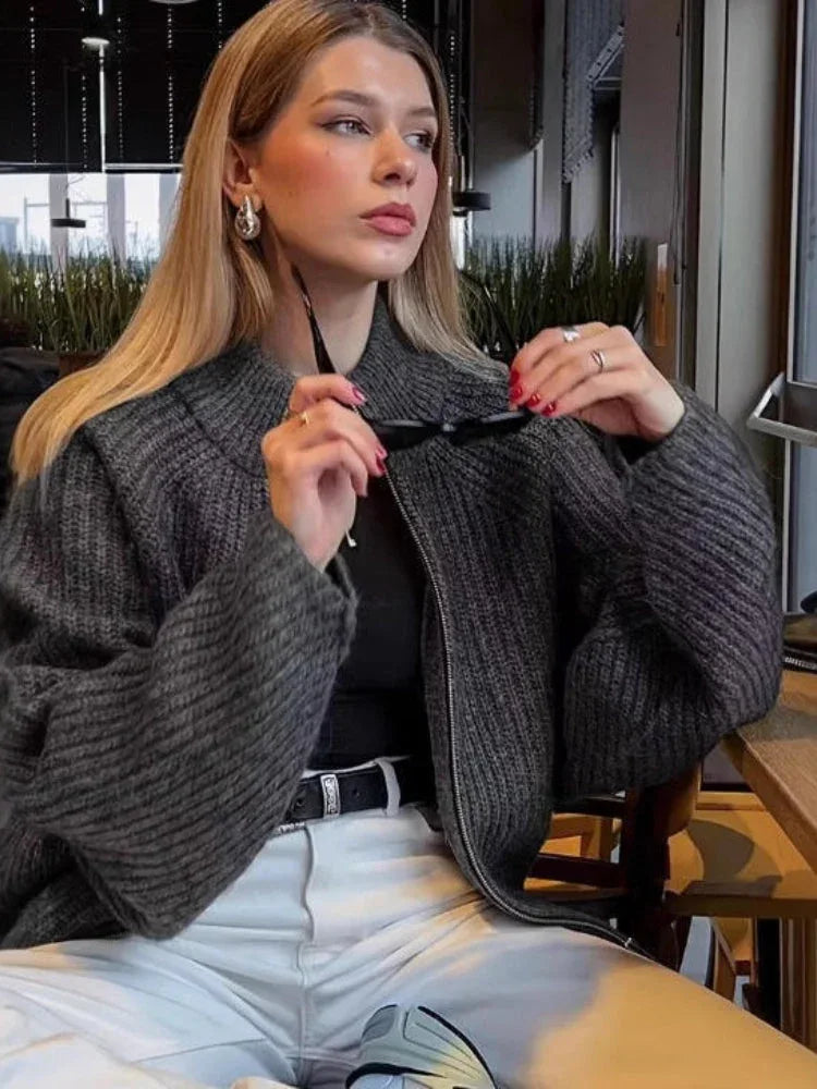 The Sloane Chunky Ribbed Zip-Up Cardigan - WEUXS