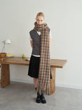 Oversized Plaid Wool Blend Scarf with Fringe - View 6 | WEUXS