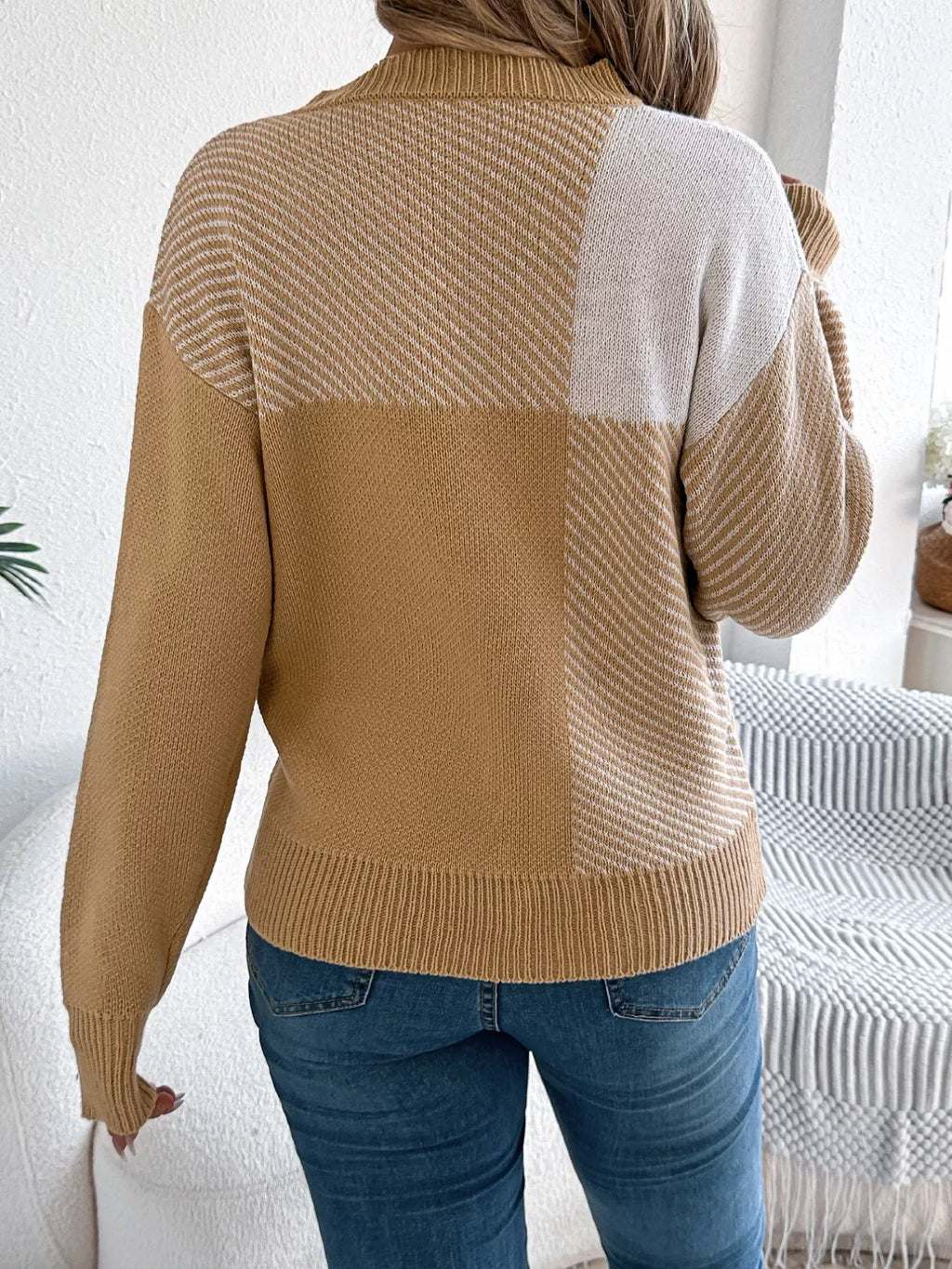 Modern Geometric Khaki Knit Sweater - WEUXS