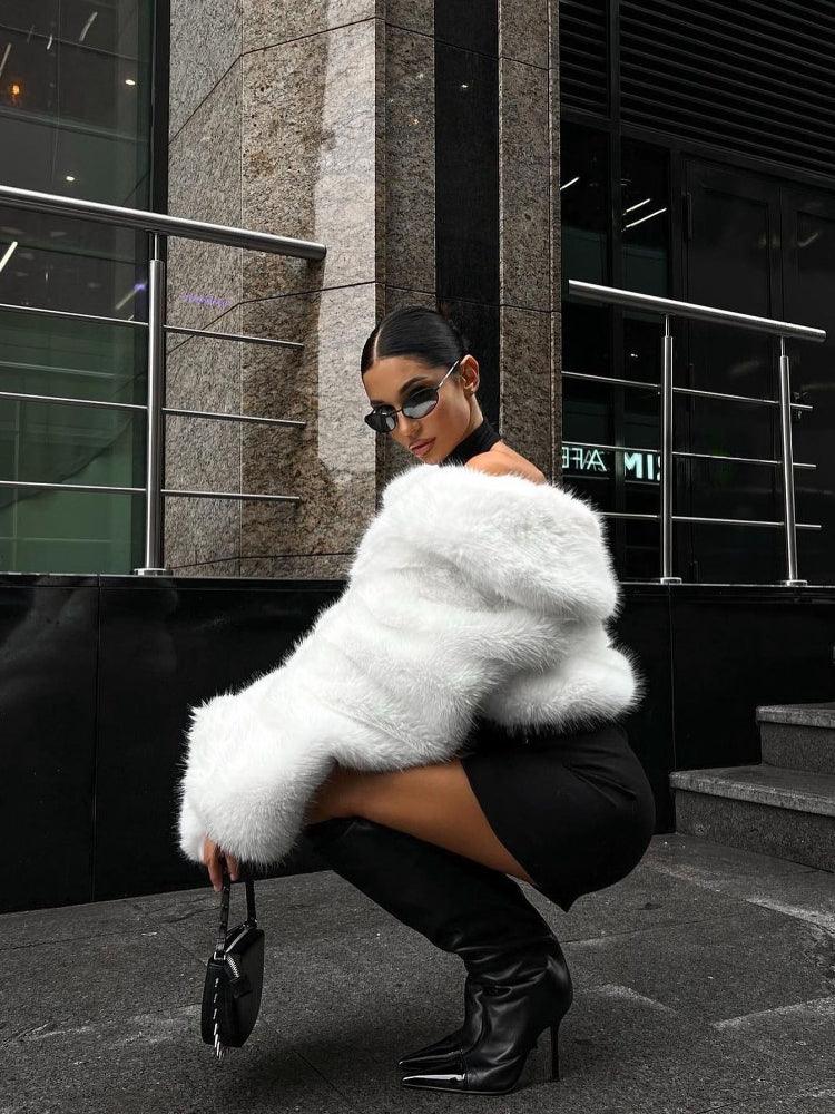 Cropped Faux Fur Jacket - View 6 | WEUXS