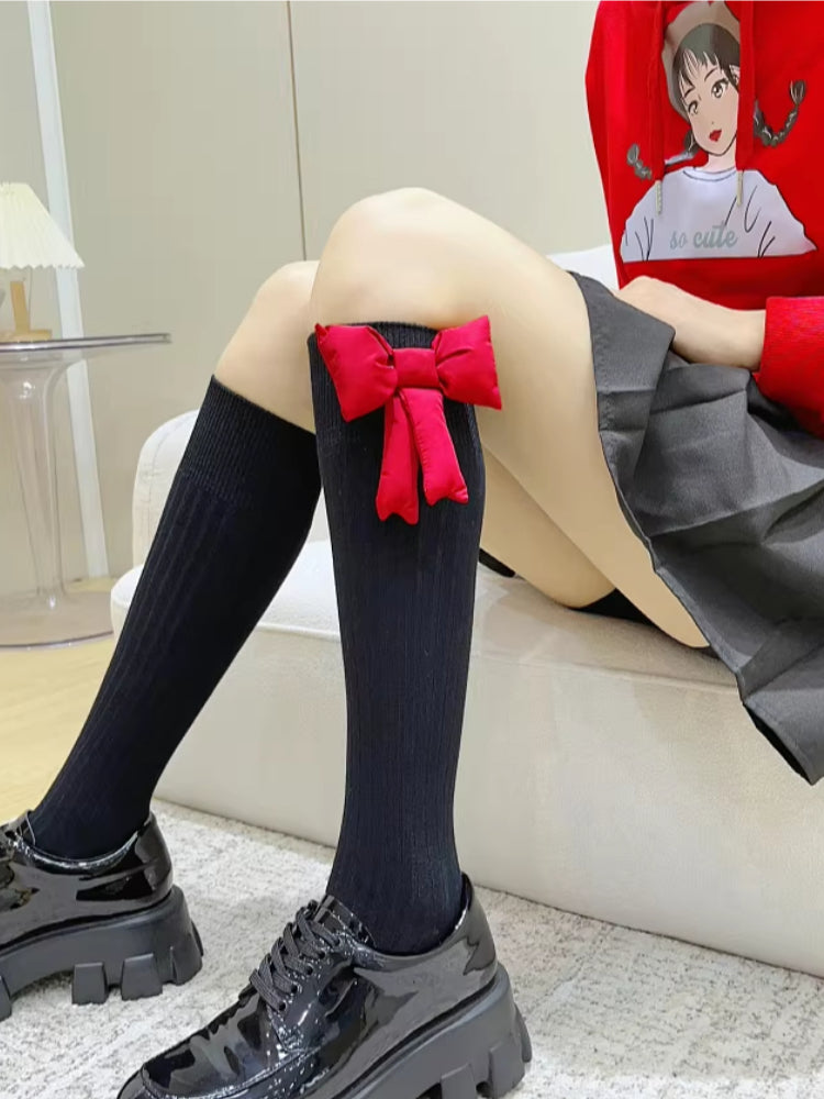 Ribbed crew socks with red bow accent - View 6 | WEUXS
