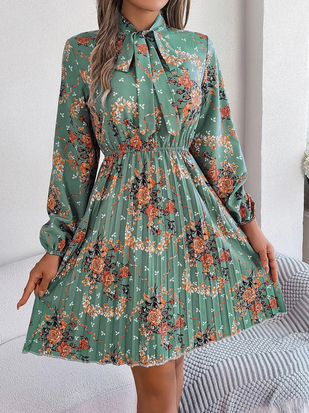 Vintage Pink Floral Pleated Dress - View 6 | WEUXS