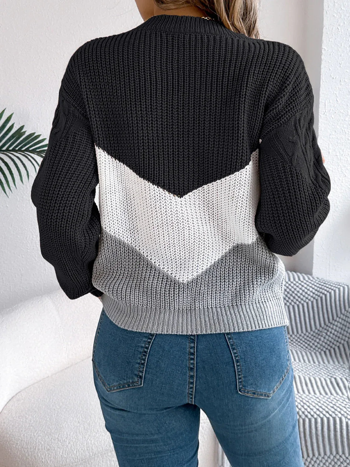 Color block cable knit sweater - View 8 | WEUXS
