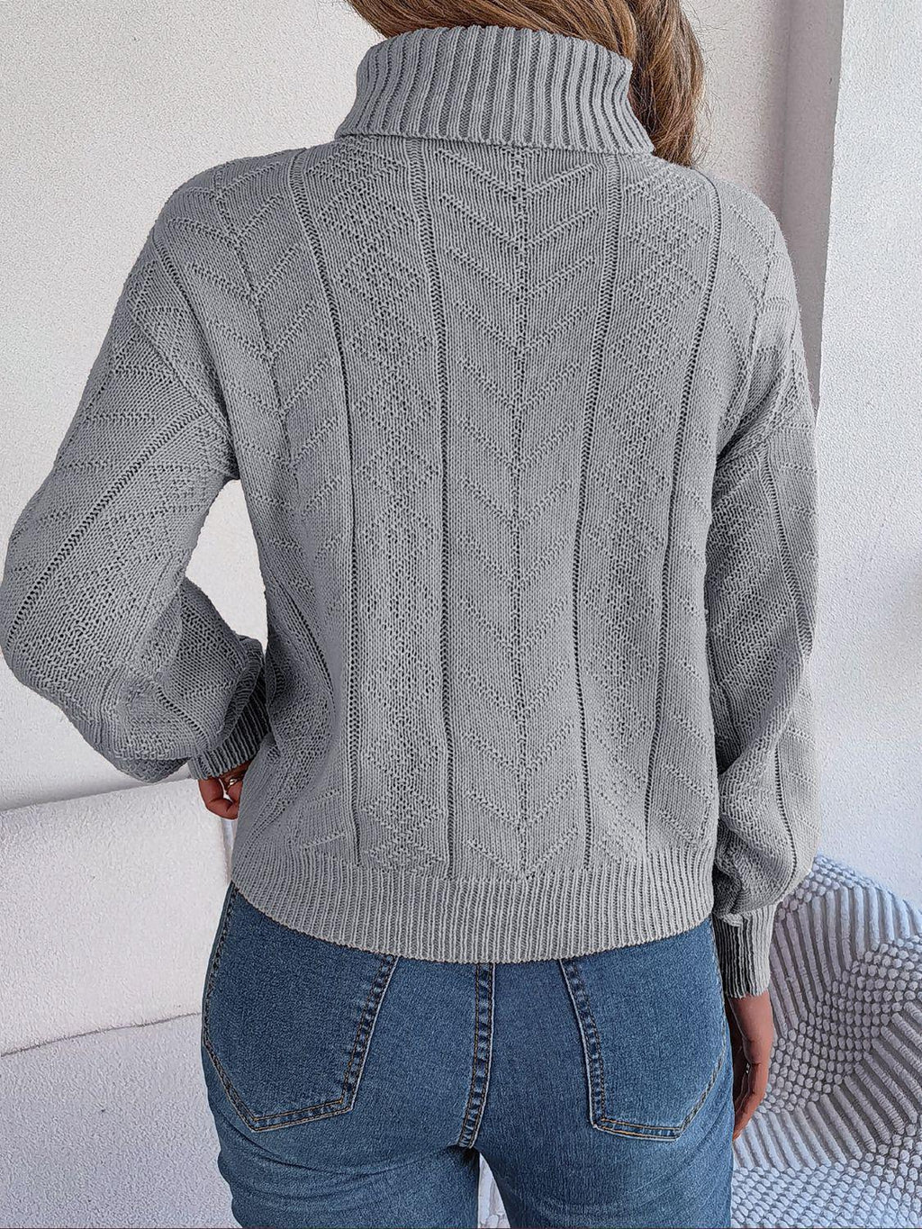 Cable knit turtleneck sweater - View 12 | WEUXS