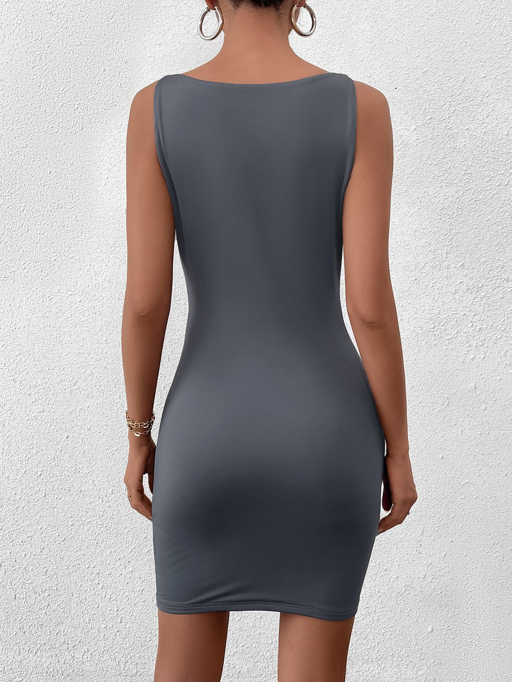 ruched crew neck bodycon solid dress#color_darkgrey