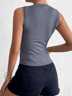 Women's crew neck sleeveless solid tank top - View 8 | WEUXS