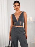 zipper cut out deep v-neck crop top#color_greyblue