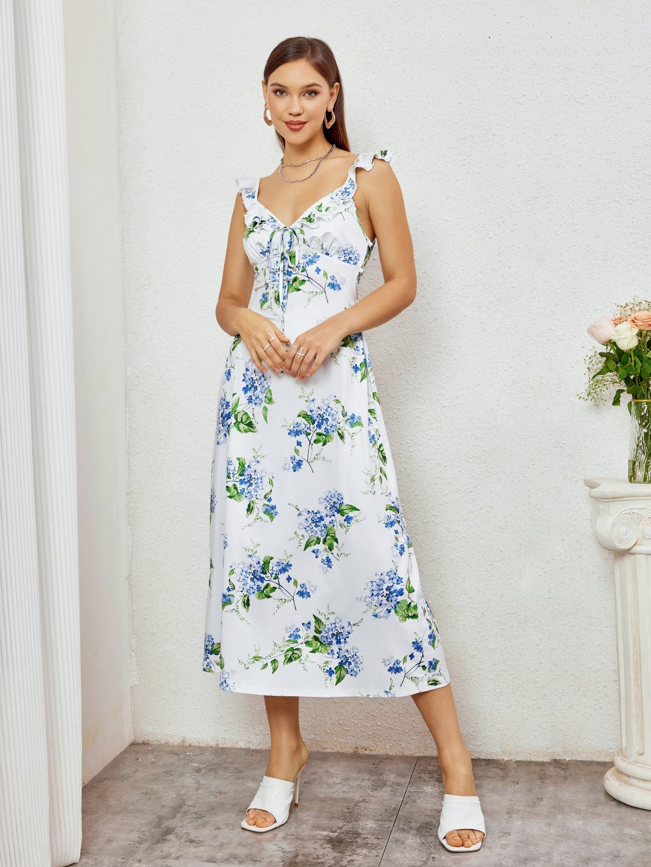 v-neck crisscross tie back fly sleeve floral print dress#color_wf
