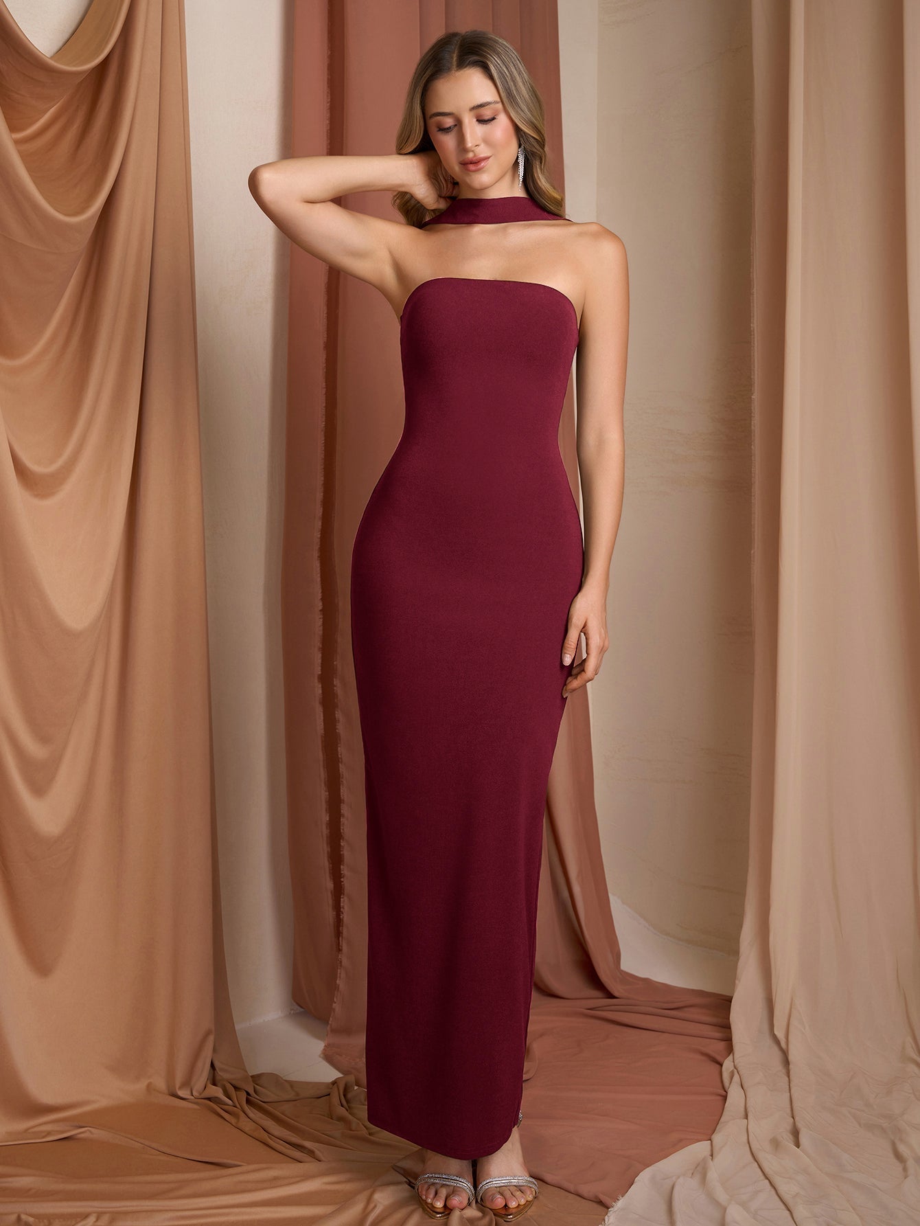 Halter neck long evening dress - View 24 | WEUXS