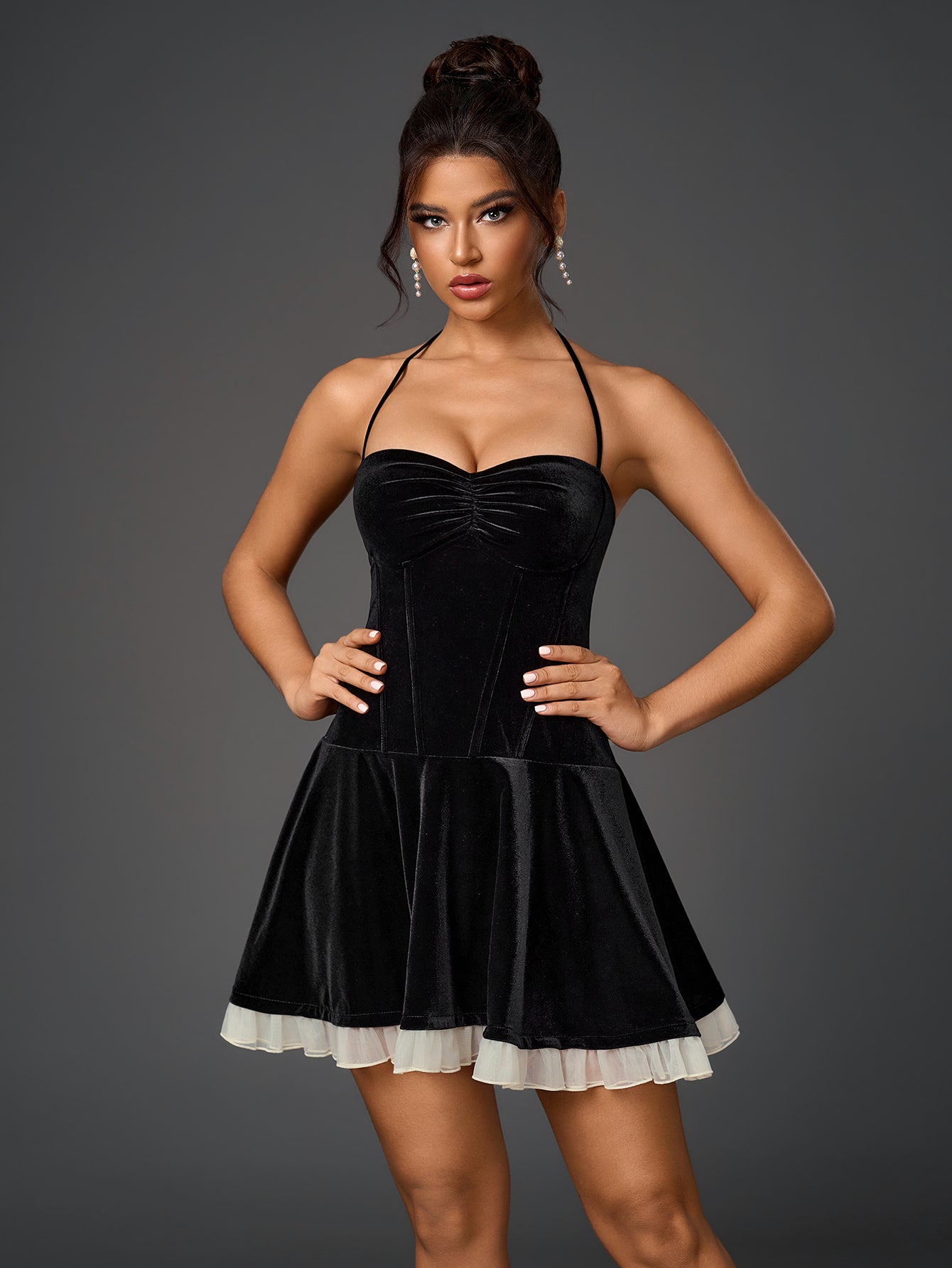 Halter Neck Velvet Mini Dress - View 6 | WEUXS