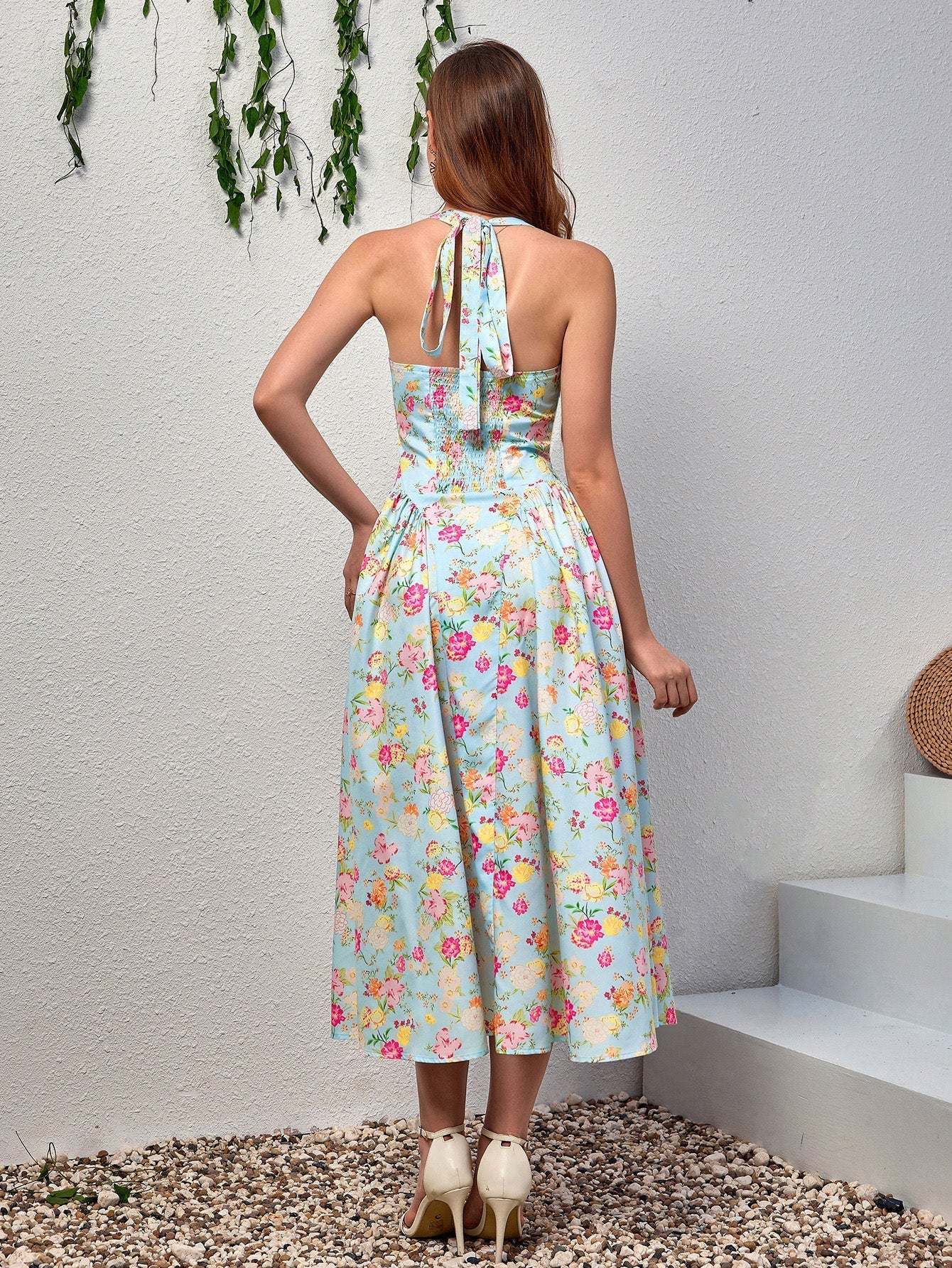 Floral halter midi dress with tie detail - View 32 | WEUXS