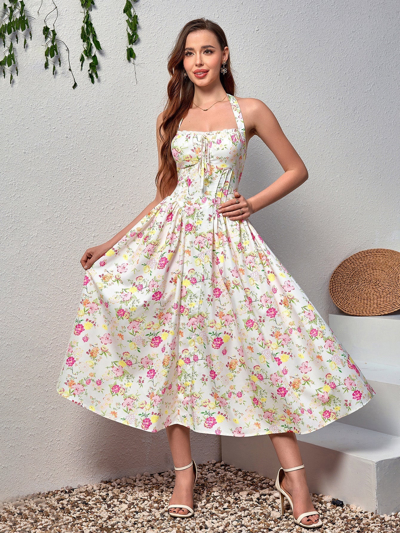 Floral halter midi dress with tie detail - View 37 | WEUXS