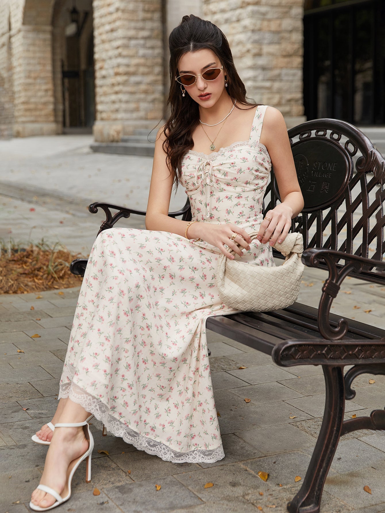 Floral print maxi dress with tie front and lace trim - View 6 | WEUXS