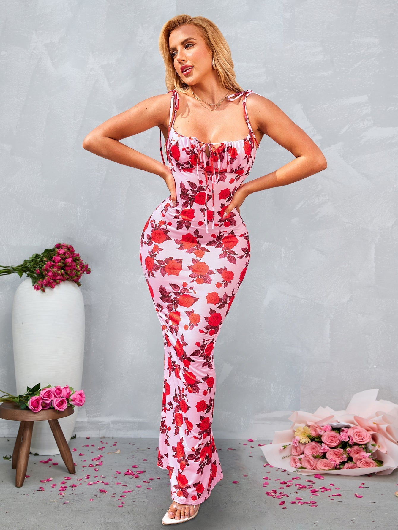 Petite floral maxi dress with tie front and sweetheart neckline - View 22 | WEUXS