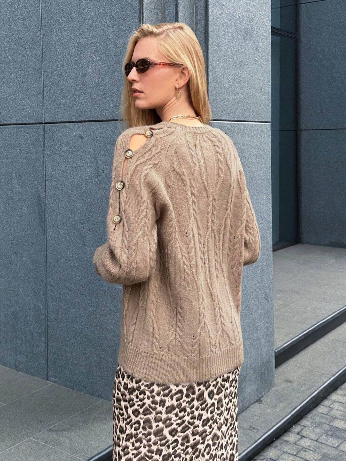 Khaki cable knit crew neck sweater with button details on shoulder - View 6 | WEUXS